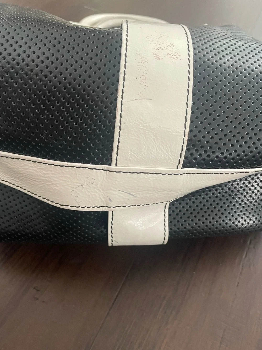 Vintage Y2K Regina Made in Italy Genuine Leather Black & White Handbag Satchel